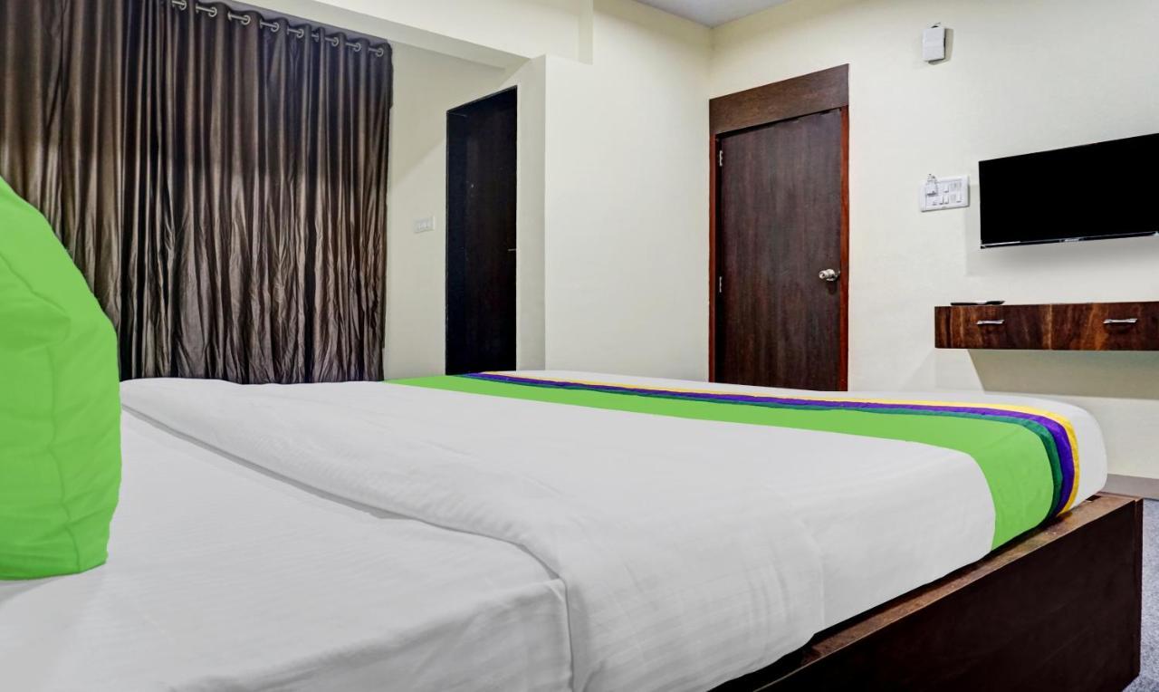 Treebo Tulip Hotel Pune Exterior foto